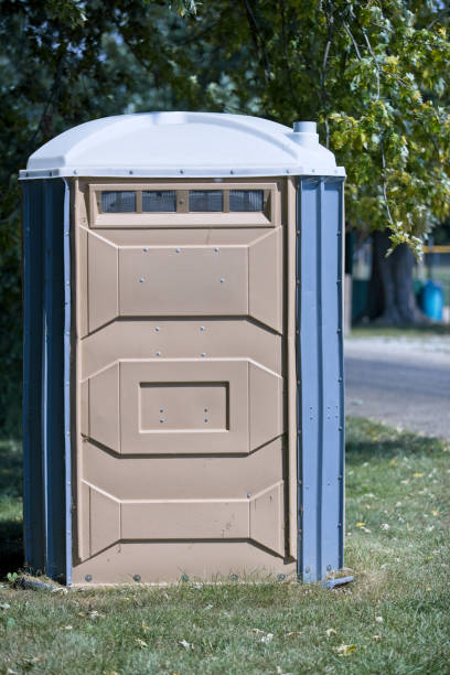 Best Portable restroom trailer rental  in Union City, MI